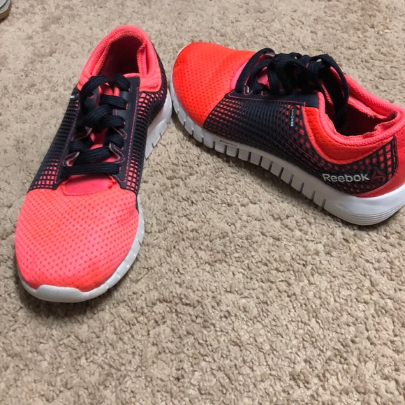 Tennis shoes - Picture 1 of 1